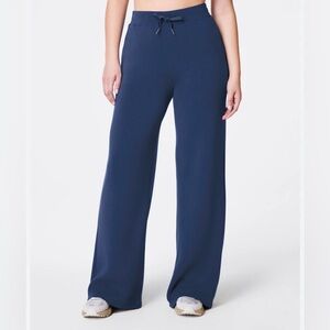 Spanx AirEssentials Wide Leg Pants